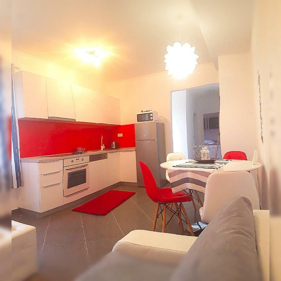 Apartmani "Sandro" Gonar Раб Екстериор снимка