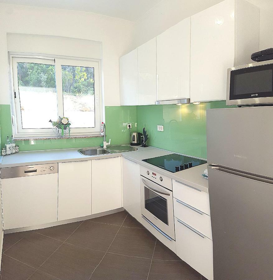 Apartmani "Sandro" Gonar Раб Екстериор снимка