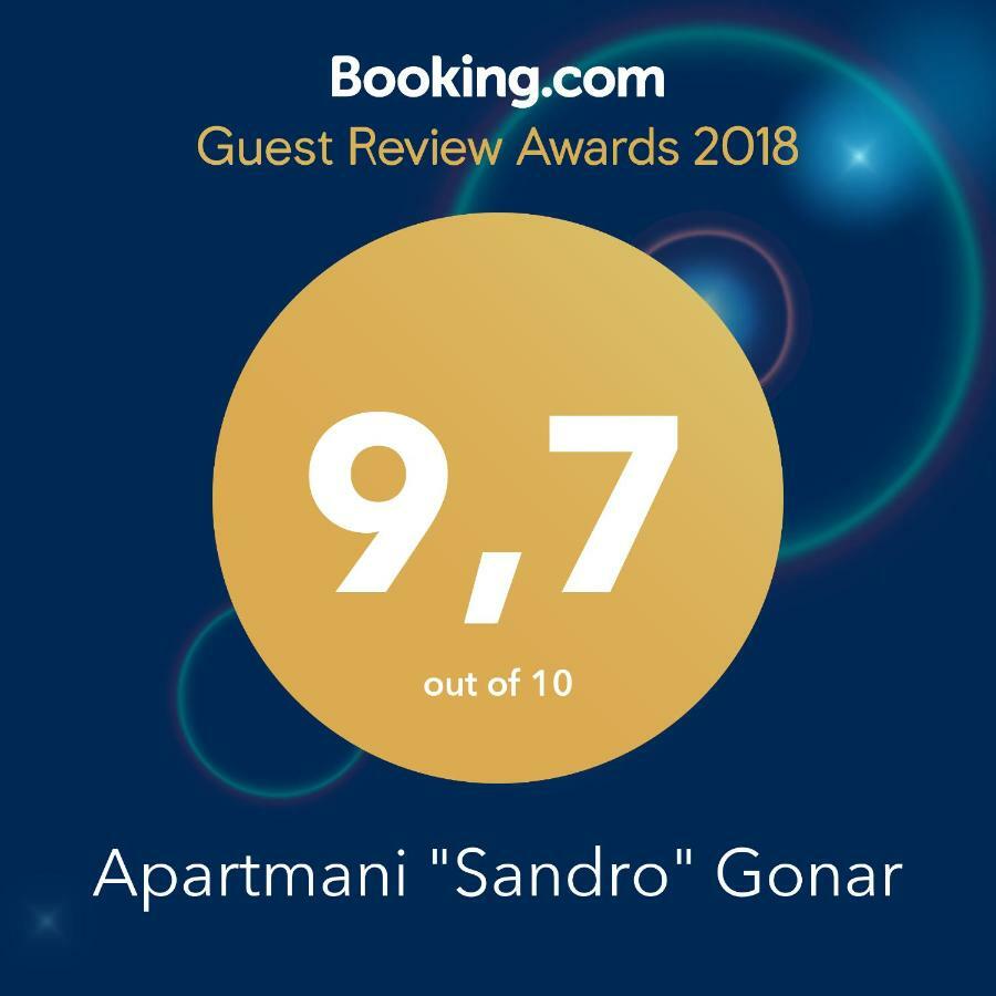 Apartmani "Sandro" Gonar Раб Екстериор снимка